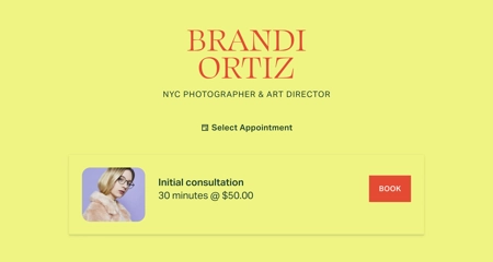 Taglio di capelli con asciugatura e styling